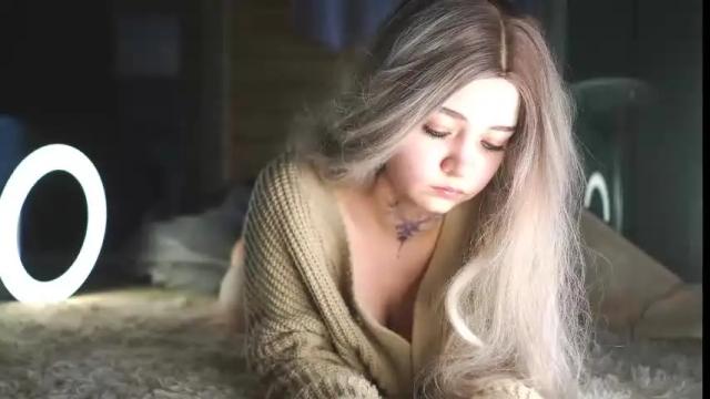 Image 7 of nikoli_naw Stream on Chaturbate on 2 months ago