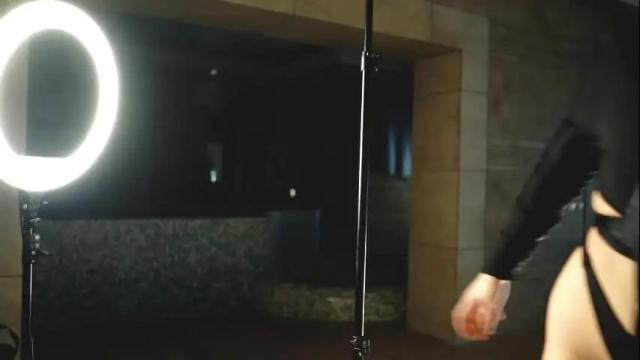 Image 2 of nikoli_naw Stream on Chaturbate on 1 month ago