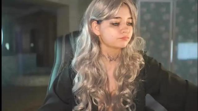 Image 6 of nikoli_naw Stream on Chaturbate on 1 month ago