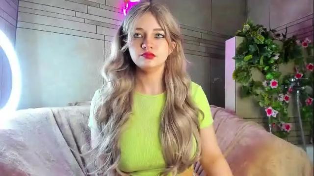 Image 2 of nikoli_naw Stream on Chaturbate on 1 month ago