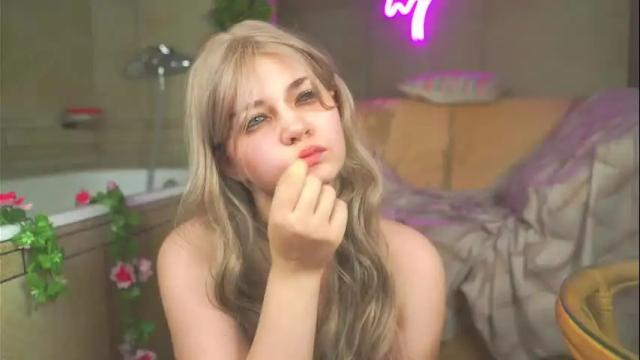 Image 10 of nikoli_naw Stream on Chaturbate on 1 month ago