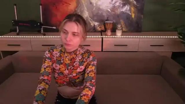 Image 4 of nikollberry Stream on Chaturbate on 14 months ago