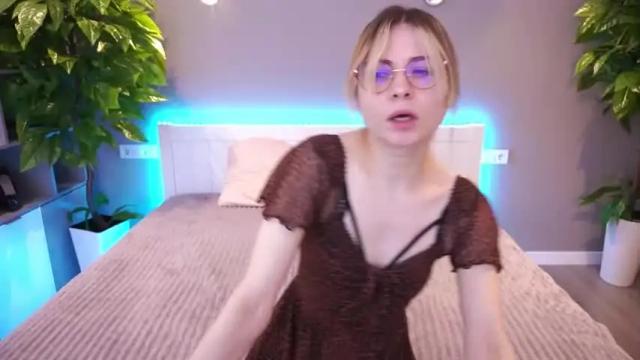 Image 6 of nikollberry Stream on Chaturbate on 14 months ago