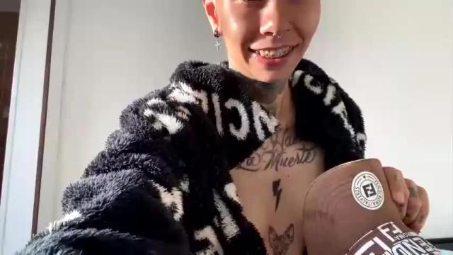 Image 3 of niky_bad Stream on Chaturbate on 17 months ago