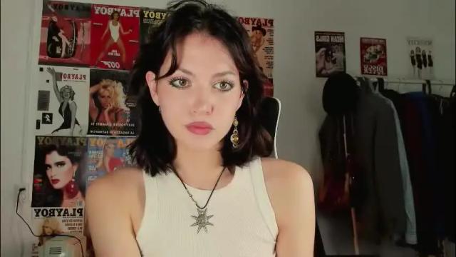 Image 11 of niky_jess Stream on Chaturbate on 2 months ago