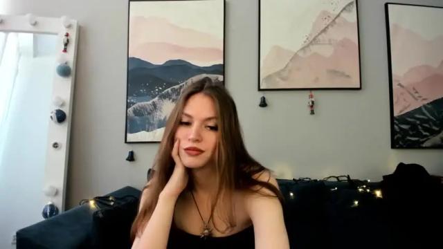 Image 12 of niky_jill Stream on Chaturbate on 14 months ago