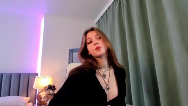 Image 8 of niky_jill Stream on Chaturbate on 13 months ago