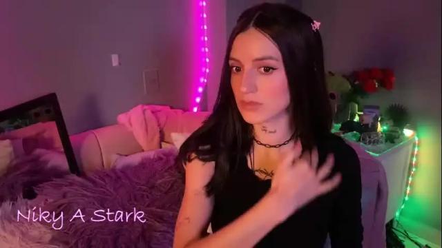 Image 7 of nikyastark Stream on Chaturbate on 3 months ago