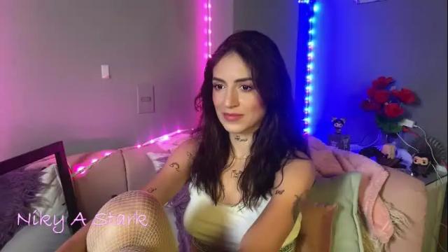 Image 4 of nikyastark Stream on Chaturbate on 2 months ago
