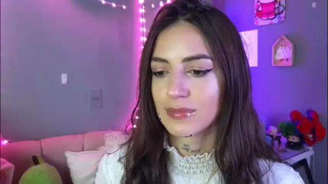 Image 3 of nikyastark Stream on Chaturbate on 1 month ago