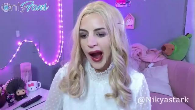 Image 8 of nikyastark Stream on Chaturbate on 8 days ago