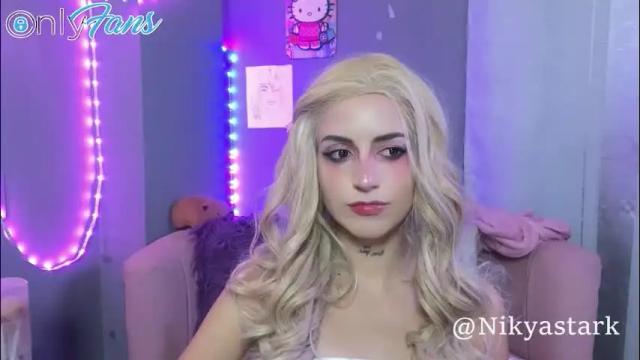 Image 2 of nikyastark Stream on Chaturbate on 7 days ago