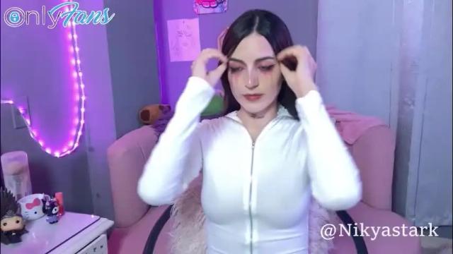 Image 12 of nikyastark Stream on Chaturbate on 1 day ago
