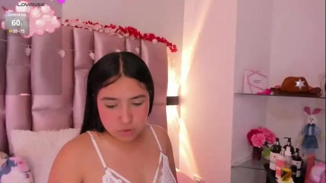Image 2 of nikybrooks Stream on Chaturbate on 1 month ago
