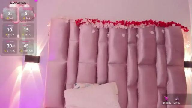 Image 2 of nikybrooks Stream on Chaturbate on 1 month ago