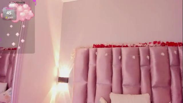 Image 2 of nikybrooks Stream on Chaturbate on 25 days ago