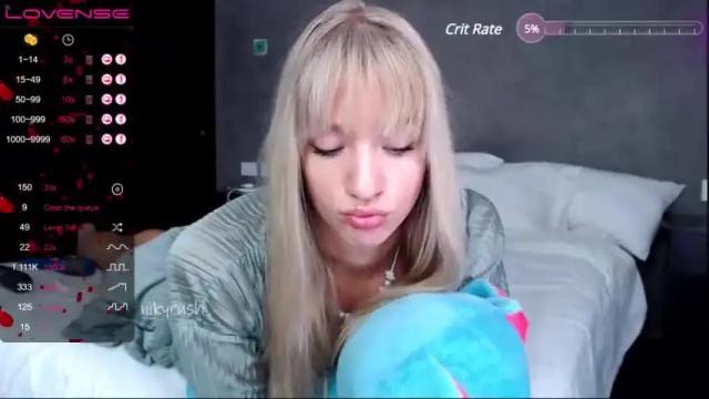 Image 8 of nikyrush Stream on Chaturbate on 13 months ago