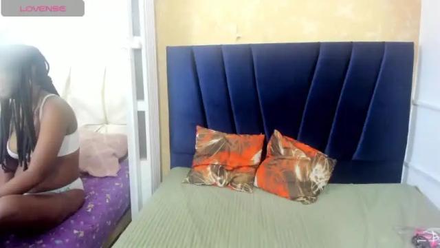 Image 4 of nina_22_ Stream on Chaturbate on 22 months ago