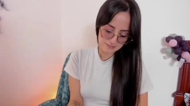 Image 2 of nina_bryon_ Stream on Chaturbate on 15 months ago