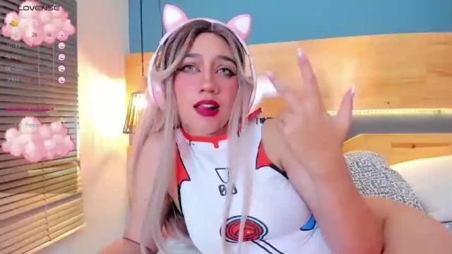 Image 8 of nina_carter Stream on Chaturbate on 15 months ago
