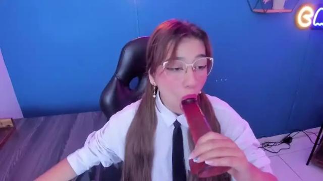 Image 10 of nina_carter Stream on Chaturbate on 15 months ago