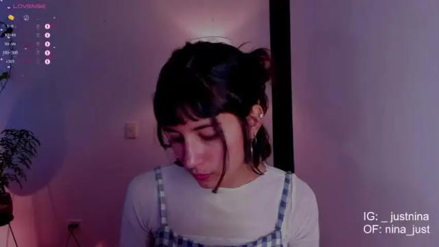 Image 4 of nina_just Stream on Chaturbate on 13 months ago