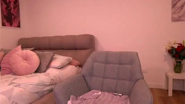 Image 8 of nina_mon Stream on Chaturbate on 2 months ago