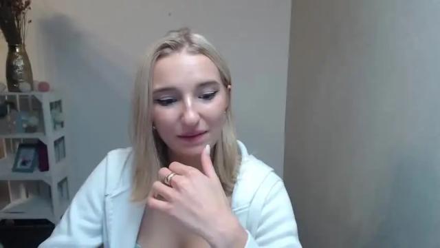 Image 6 of nina_ninax Stream on Chaturbate on 16 months ago