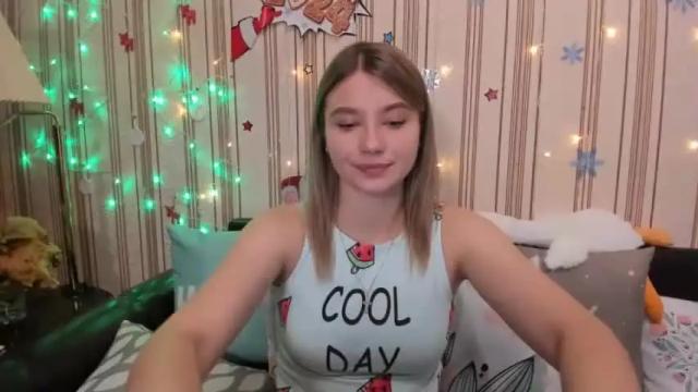 Image 8 of ninabloempje Stream on Chaturbate on 17 months ago