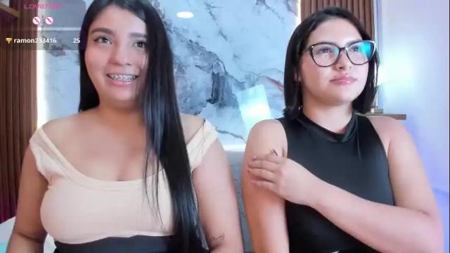 Image 6 of ninablooms01 Stream on Chaturbate on 13 days ago