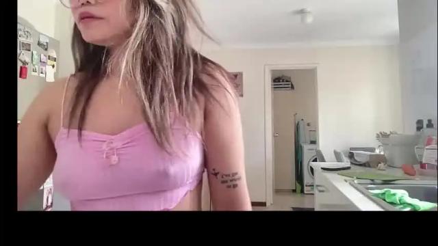 Image 4 of ninacrade Stream on Chaturbate on 2 months ago