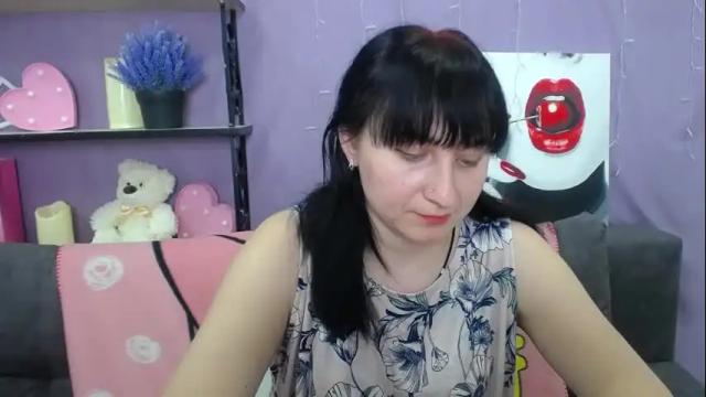 Image 3 of ninaflawlees Stream on Chaturbate on 22 days ago