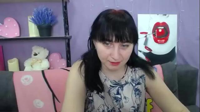 Image 8 of ninaflawlees Stream on Chaturbate on 22 days ago