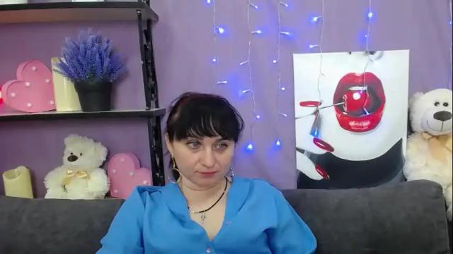 Image 10 of ninaflawlees Stream on Chaturbate on 21 days ago