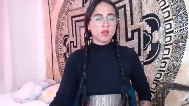 Image 7 of ninakravtz Stream on Chaturbate on 15 months ago