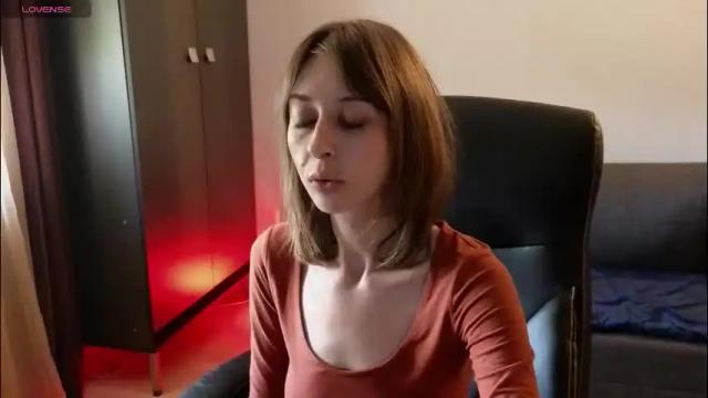 Image 12 of ninanovalicious Stream on Chaturbate on 3 months ago