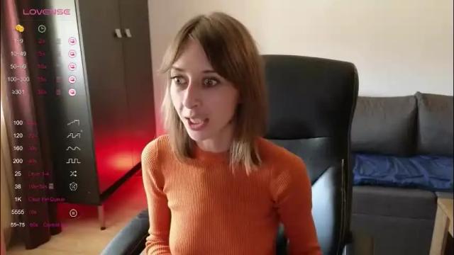 Image 4 of ninanovalicious Stream on Chaturbate on 3 months ago
