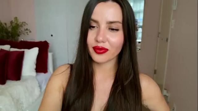 Image 8 of ninaoneil Stream on Chaturbate on 1 month ago