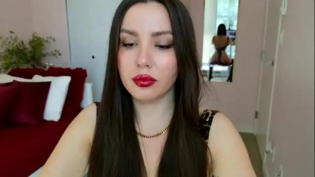 Image 12 of ninaoneil Stream on Chaturbate on 8 days ago