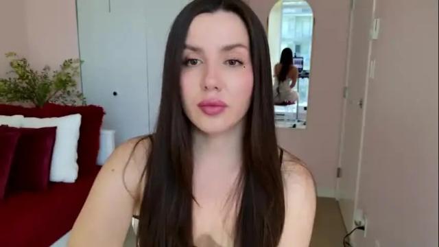 Image 12 of ninaoneil Stream on Chaturbate on 1 month ago