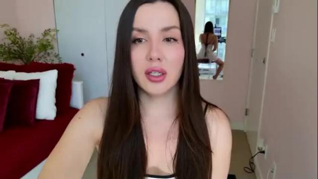 Image 8 of ninaoneil Stream on Chaturbate on 1 month ago