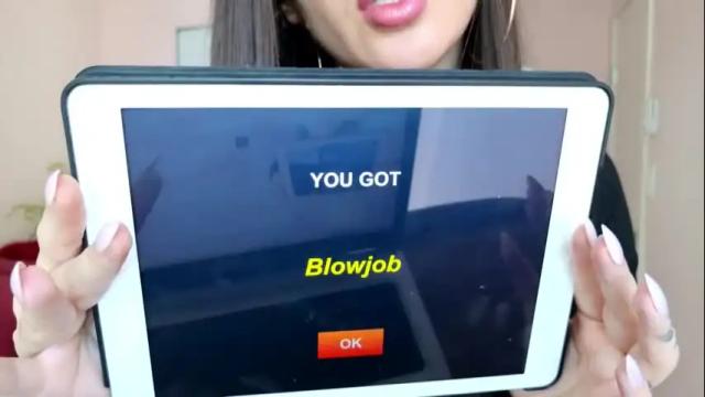 Image 4 of ninaoneil Stream on Chaturbate on 16 days ago