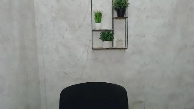 Image 8 of ninapersi_ Stream on Chaturbate on 23 days ago