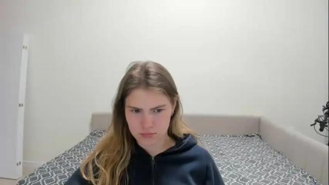 Image 10 of ninarihh Stream on Chaturbate on 2 months ago