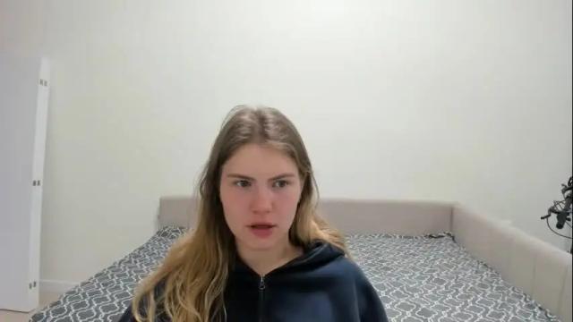 Image 11 of ninarihh Stream on Chaturbate on 2 months ago