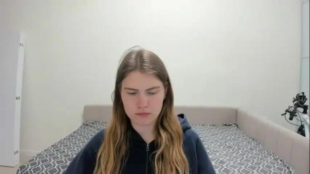 Image 2 of ninarihh Stream on Chaturbate on 2 months ago