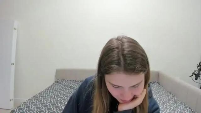 Image 4 of ninarihh Stream on Chaturbate on 2 months ago