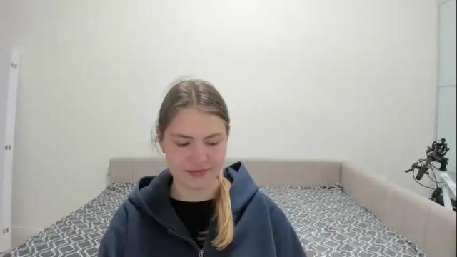Image 10 of ninarihh Stream on Chaturbate on 2 months ago