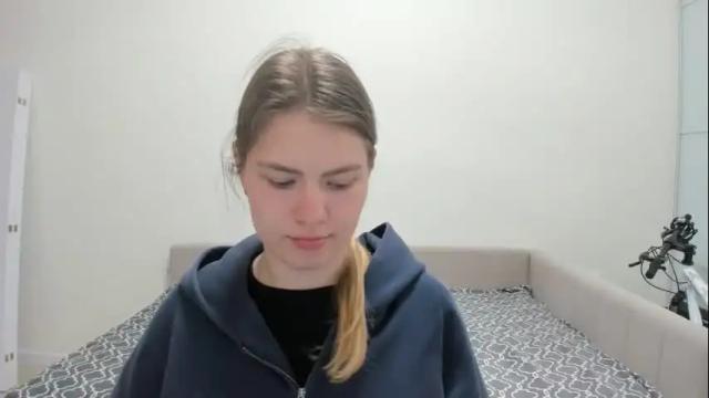 Image 12 of ninarihh Stream on Chaturbate on 2 months ago