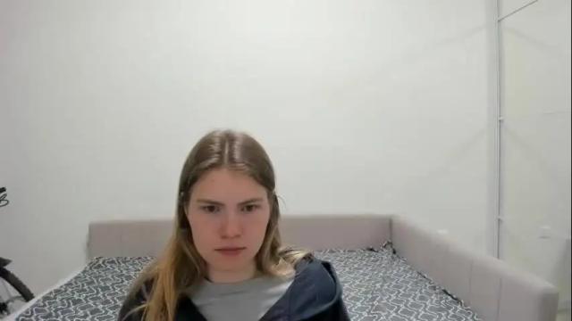 Image 2 of ninarihh Stream on Chaturbate on 2 months ago
